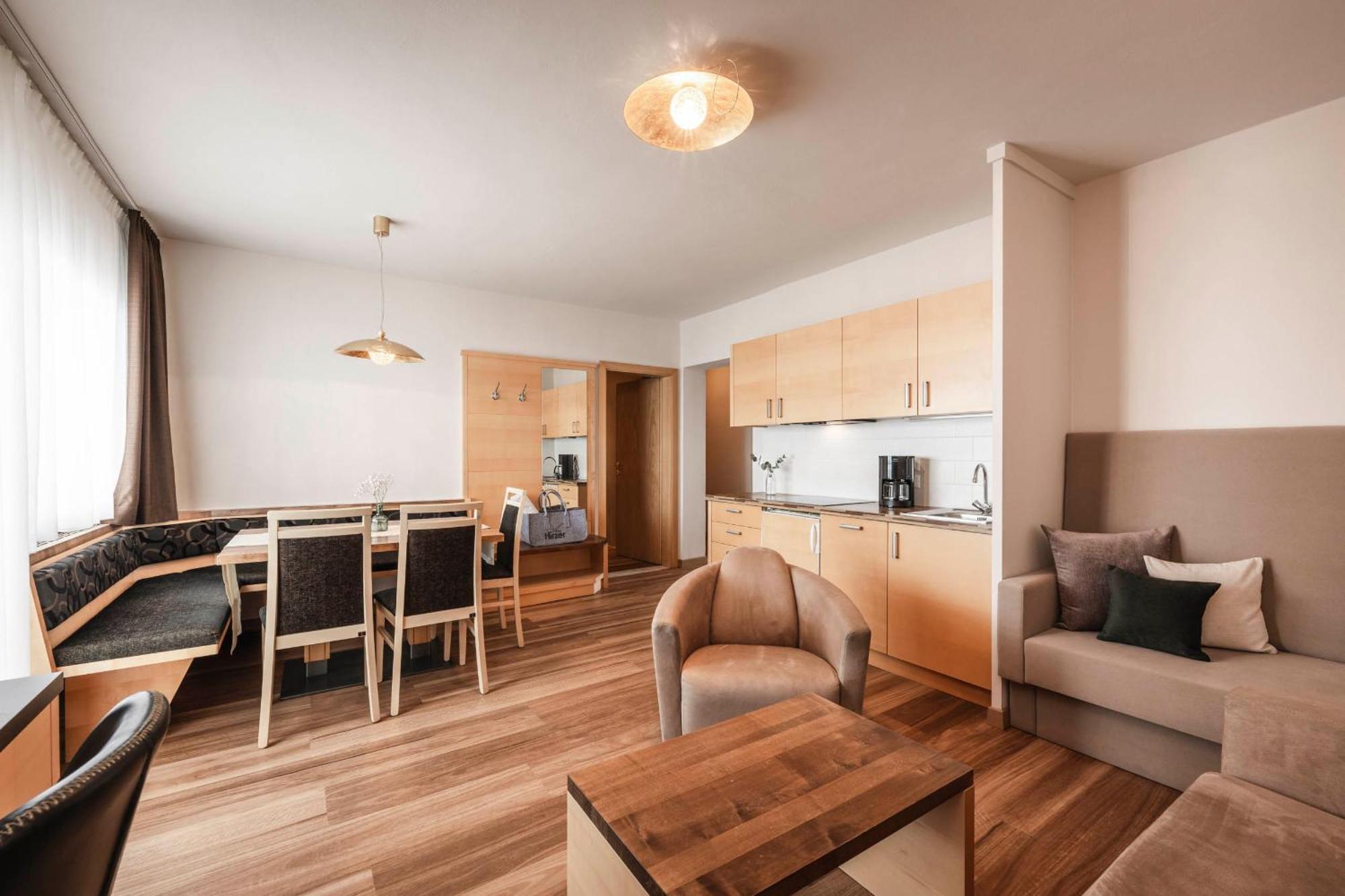 Appartementhaus Residence Hirzer Tirol Rom bilde